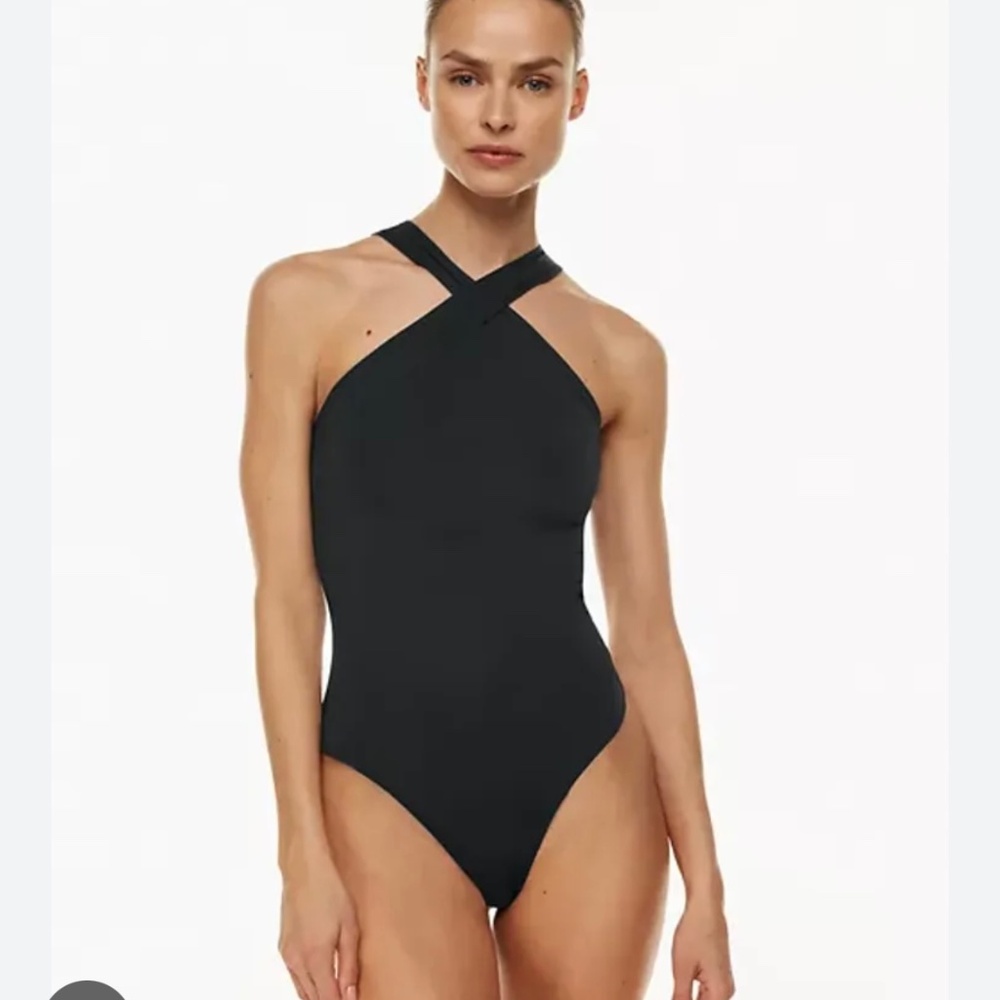 Aritzia bodysuit criss cross UBE PURPLE